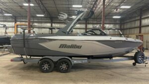 (S4887) 2024 Malibu Boats 23 LSV